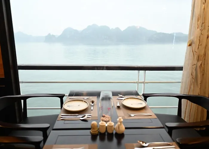 V'spirit Cruise Hạ Long
